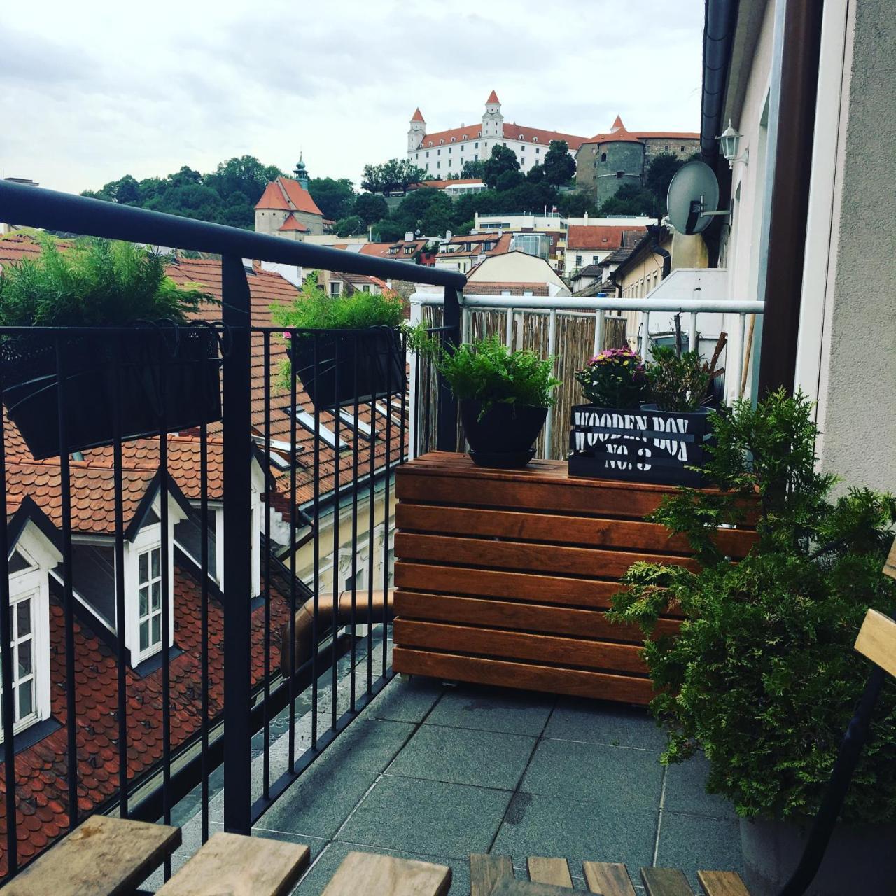 ברטיסלאבה Apartments Bastova, Stela & Mia Apartments מראה חיצוני תמונה